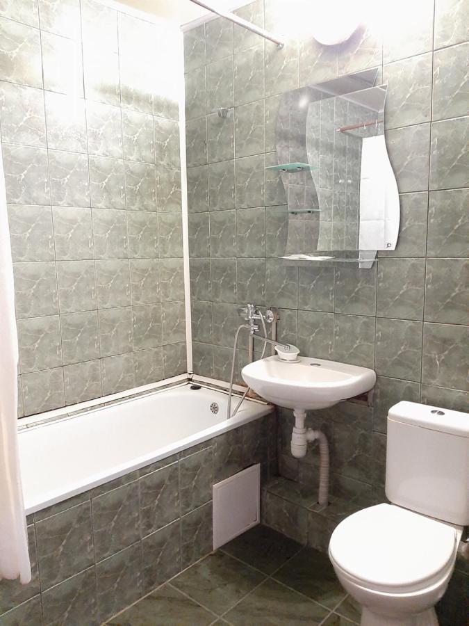 Appartement 1 Комнатная На Позняках à Kiev Extérieur photo