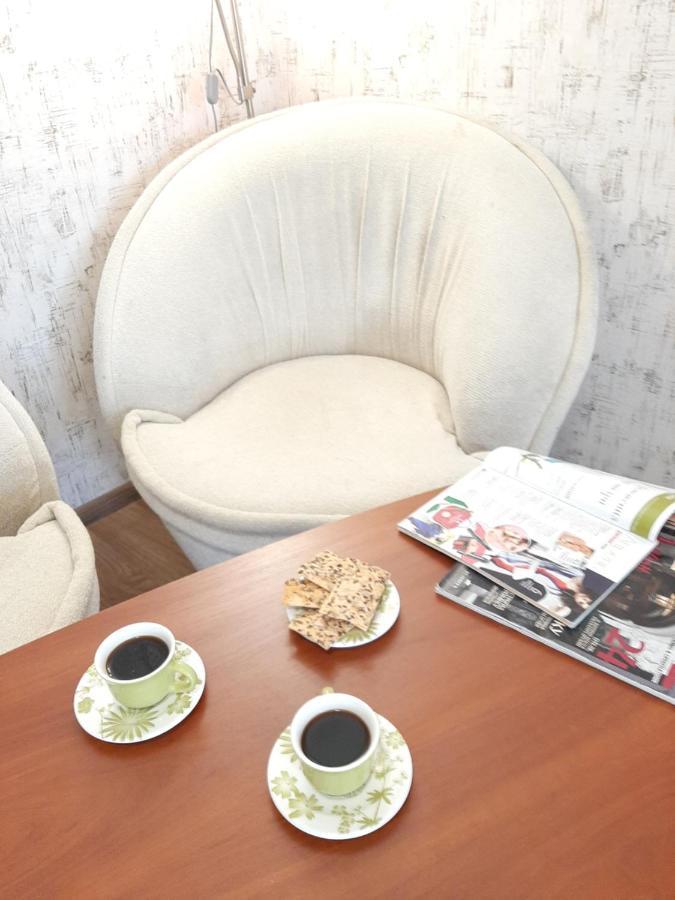 Appartement 1 Комнатная На Позняках à Kiev Extérieur photo